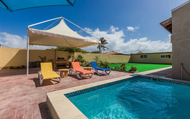 Rooi Santo Residence