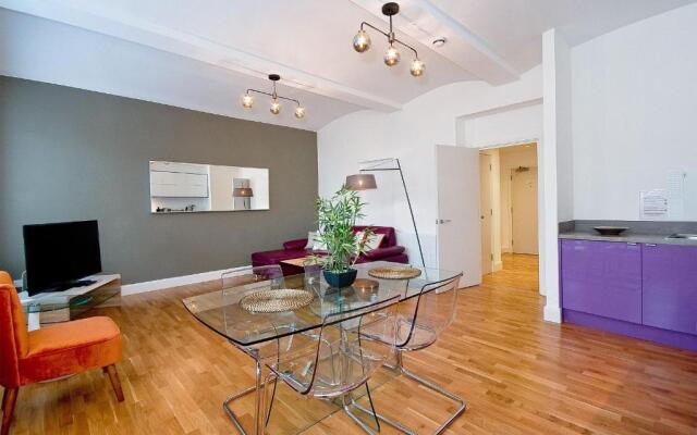 Mulberry Flat 3 - One bedroom 2nd floor by City Living London