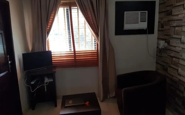 Eddy Vic Hotel