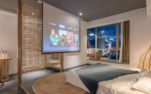 Yichi · High Altitude Private Soup Hotel (Guiyang Flower and Fruit Garden Shopping Center Store)