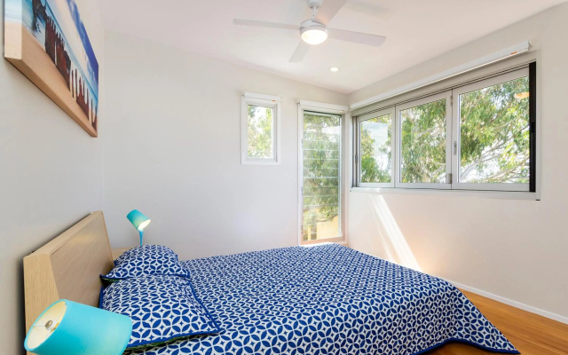 7 Roseby Court