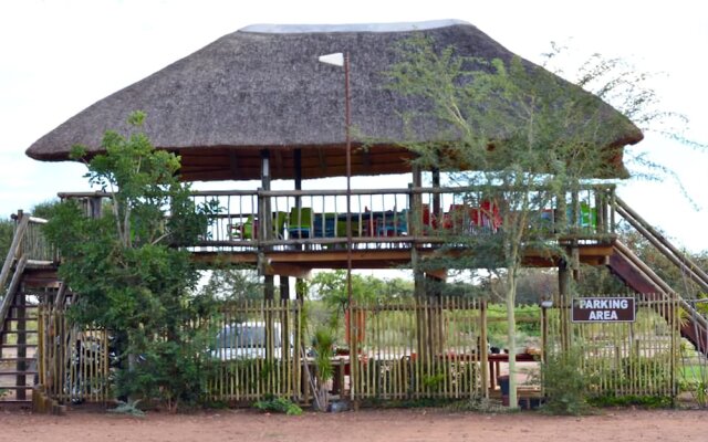 Makumutu Lodge & Campsite