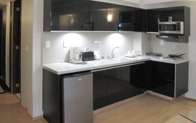 Suites Capri Reforma