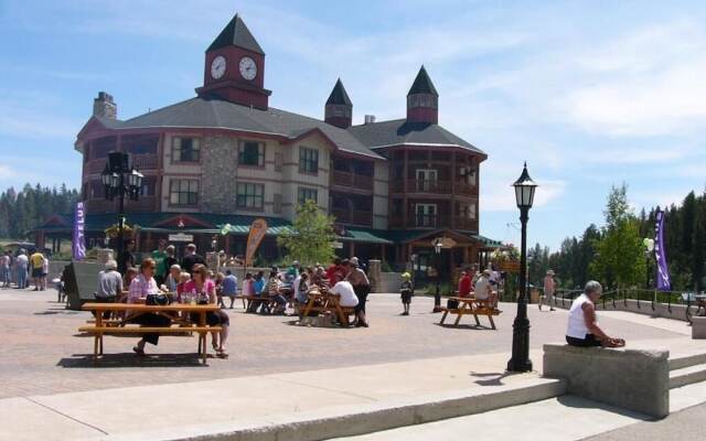 Polaris Lodge By Rcr