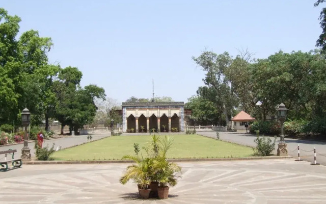 Nilambag palace