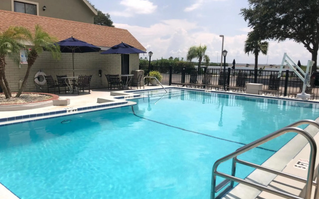 Chase Suite Hotel Tampa