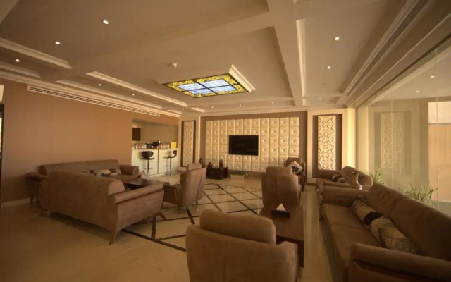 Rose Palace Hotel Suites