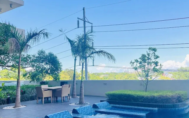 The Palladium Retreat
