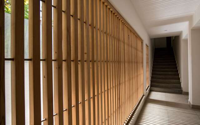 Davey's Townhouse by Vista Rooms