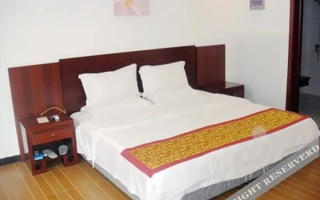 Shanyin Qiuming Hotel