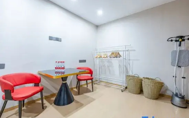 Jifeng International Hotel