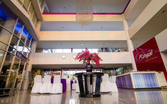 Royal Hotel n' Lounge