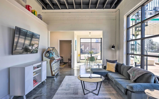 Unique Texas Home in Converted Gas Station!