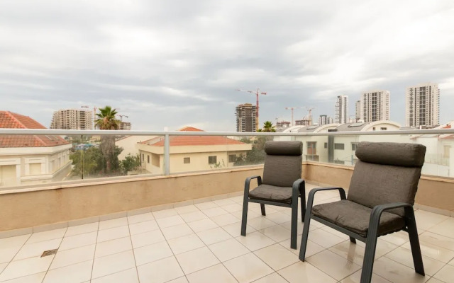 Prestigious Beachfront Villa PrivatePool