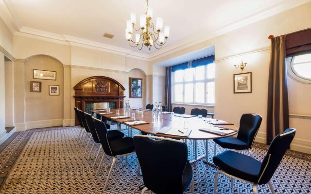 The Samuel Ryder Hotel St Albans, Tapestry Collection Hilton