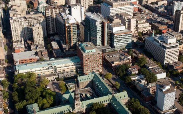 Residence Grey Nuns by Concordia University