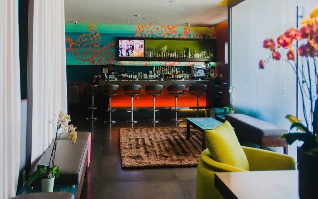 SIRTAJ - Beverly Hills