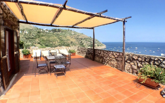 Marina Del Cantone Chalet