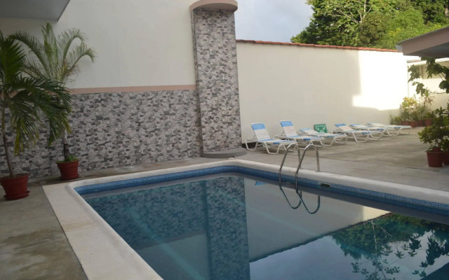 Hotel Flor Blanca