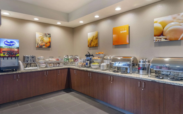 Comfort Suites Helena Airport