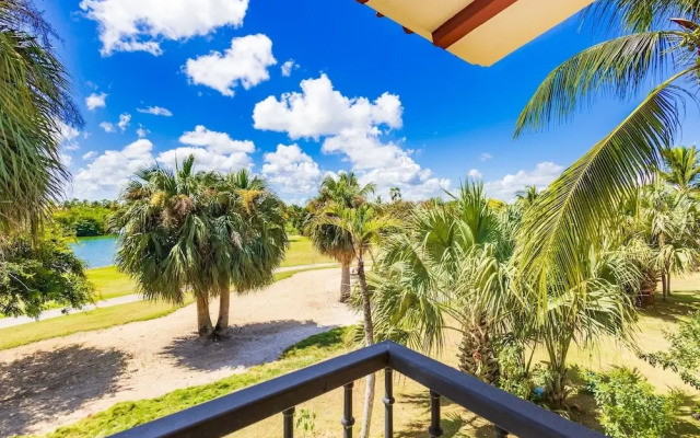 Oasis Cocotal Family 4BR Apartment in Punta Cana