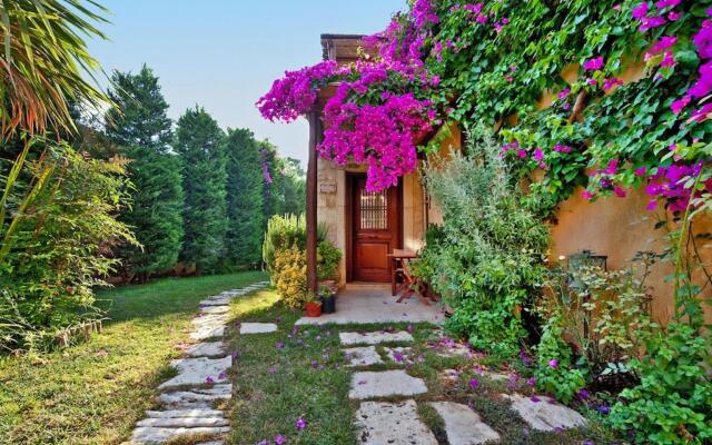 Holiday home in the Archanes with a garden