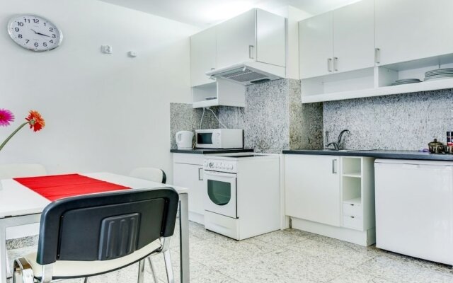 Penguin Apartments City Center