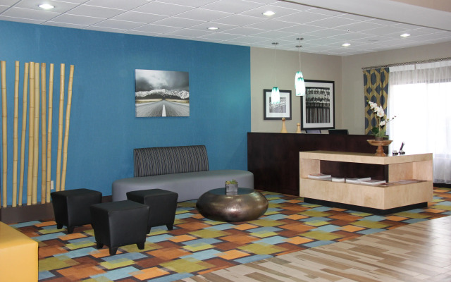Holiday Inn Express & Suites Roanoke Rapids SE by IHG