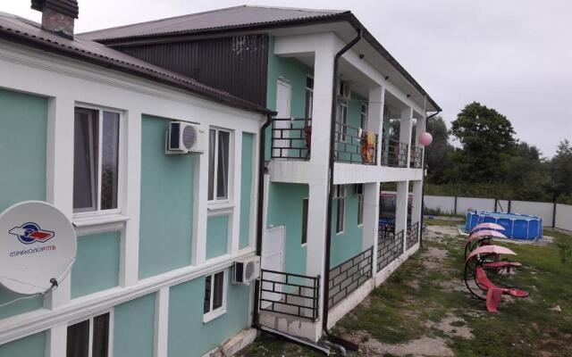 Guest house on Gagarina 10