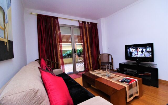 Lido Apartment Excellant Location