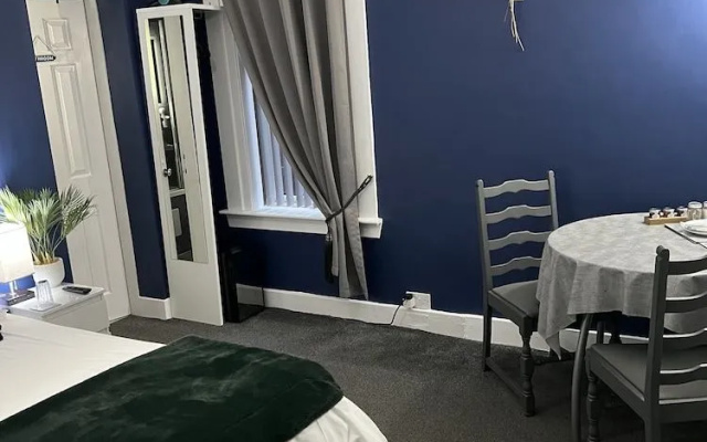 Peacocks Guest House
