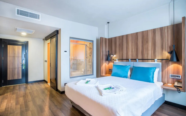 Signature Hotels & Spa