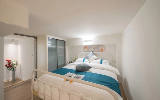 Shanghai Hills & Wanye Spacious Family Suites