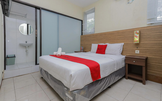 RedDoorz Syariah @ Klojen Malang