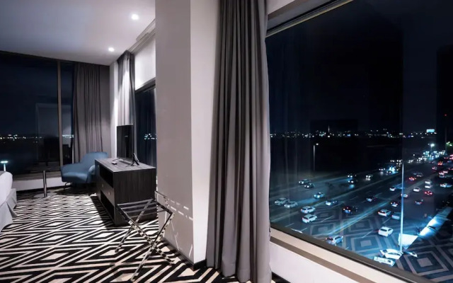 Mirada Blue - Palestine