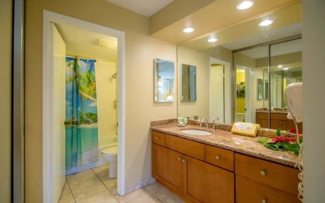 Papakea J103 2 Bedroom Condo by RedAwning