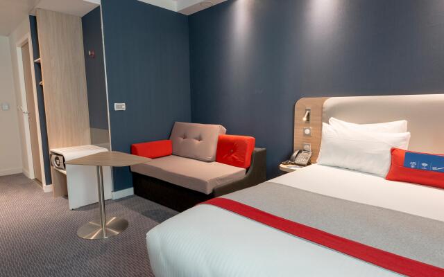 Holiday Inn Express Paris - Velizy, an IHG Hotel