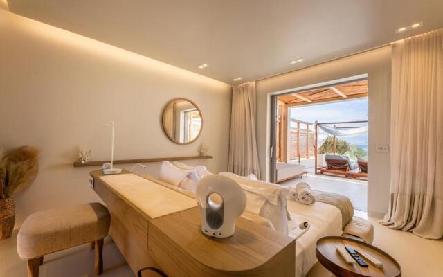 Avgoustos Suites - Adults only