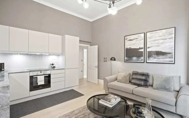 Stunning 2 Bed Apt, Sleeps 4 nr Chelsea