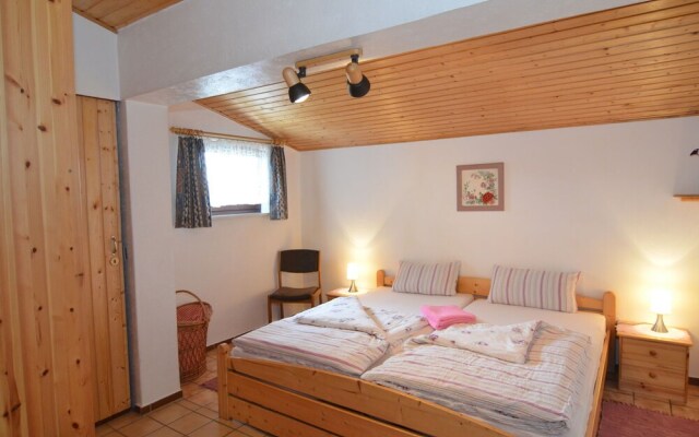 Attractive Holiday Home in Frielendorf with Fenced Garden