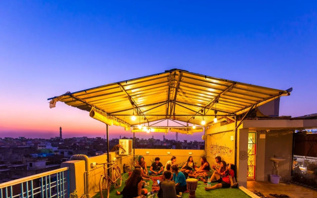 Wander Station Varanasi