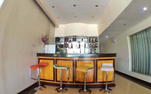 Cindy Kelly Hotel