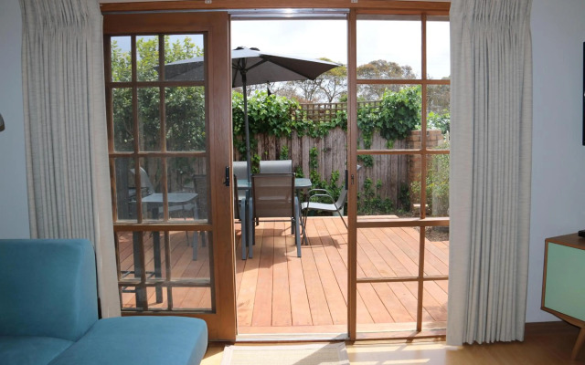 Stylish 2 Bedroom Unit