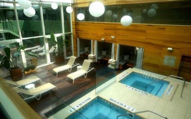 Cachet Boutique Hotel NYC