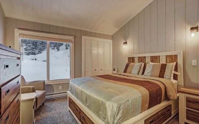 Knotty Pine Lodge - 4 Br Townhouse