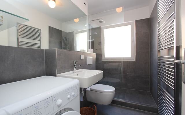 Private Apartment Wöhlerstraße