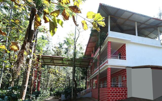 OYO 22437 Jungle Hut