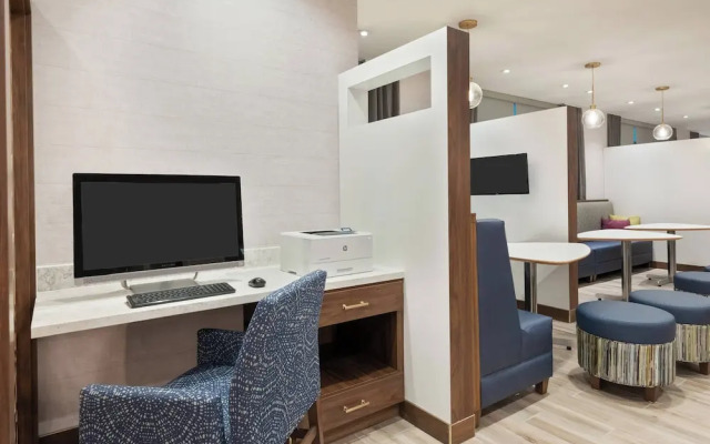 Holiday Inn Buffalo-Downtown