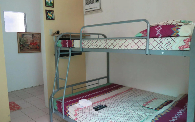 Zillion Pavilion Family & Business Hotel