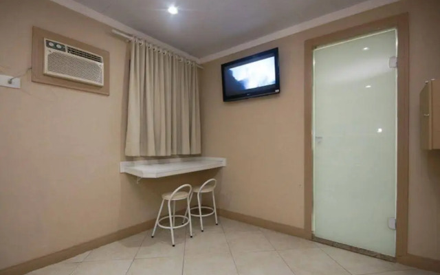 Adrenalina Hotel - Adults Only
